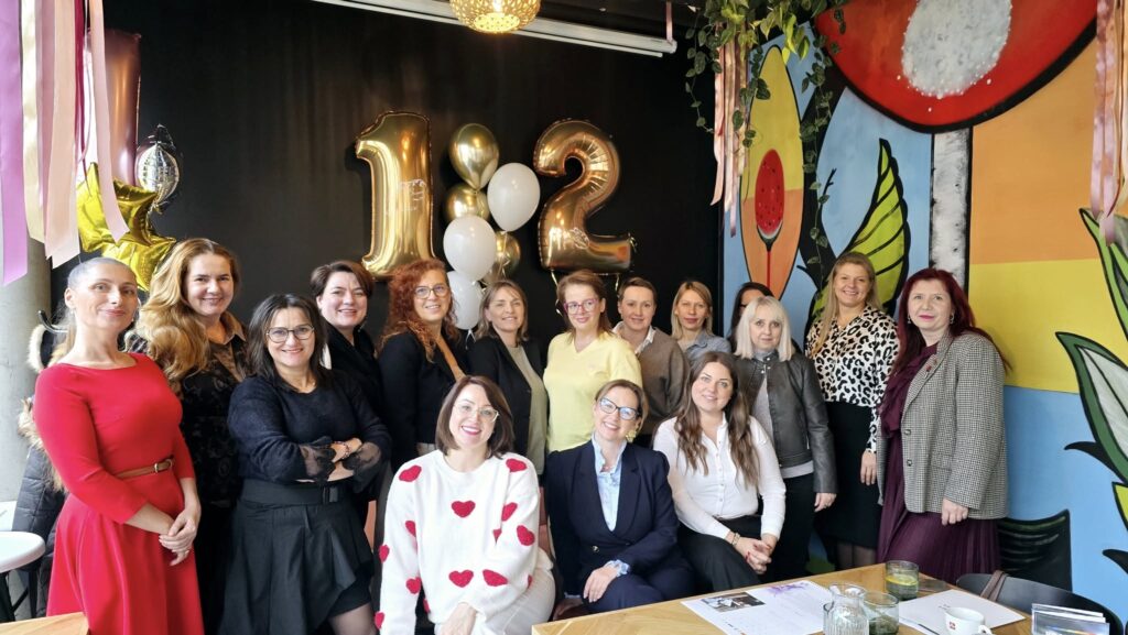 Grupa kobiet z Lunchu Biznesowego